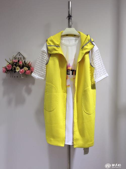 香港藝素國際品牌女裝折扣工廠大貨批發(fā)長期穩(wěn)定免費加盟純跑量