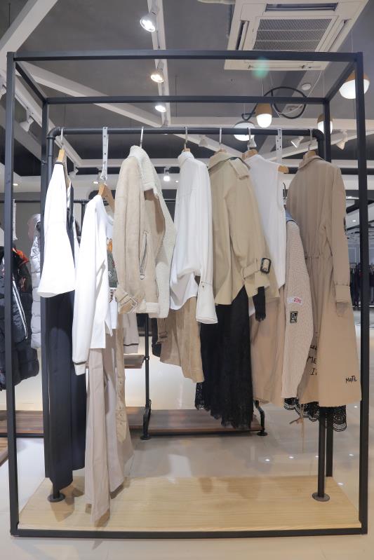 品牌女裝尾貨折扣店適合做淘寶直播嗎 淘寶直播如何吸粉